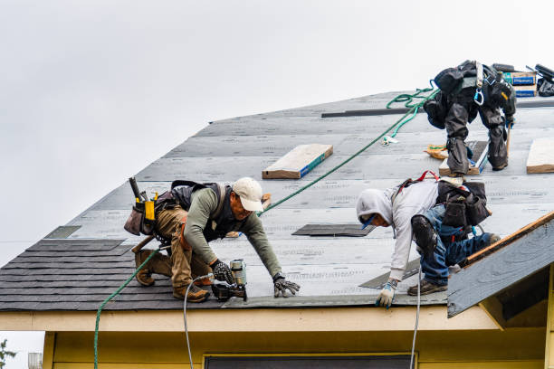 Professional Gutter Installation technician working in Waverly, OH